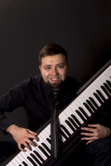 Евгений Алексеев