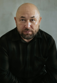 Постер события Онлайн-курс "Режиссура скринлайф-фильмов", Тимур Бекмамбетов.