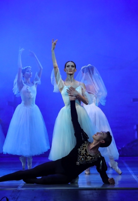 Cцена из «Жизель»