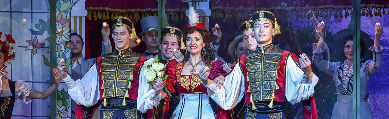 Постер Ближайшие спектакли в Барнауле