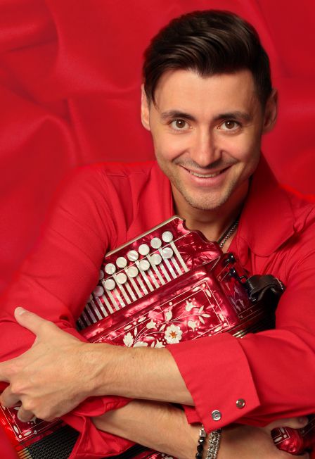 Дмитрий Иващенко.