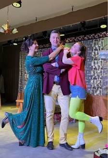 Scene from «Возьму счастье в кредит»