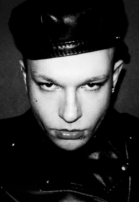 huzzy b | 08.11 – Екатеринбург | Нирвана