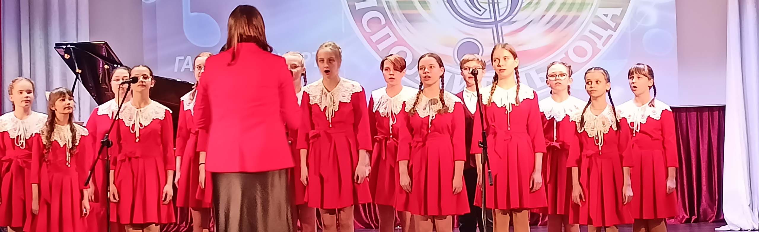 Фото афиши Дыхание весны. Отчетный концерт хорового отделения.