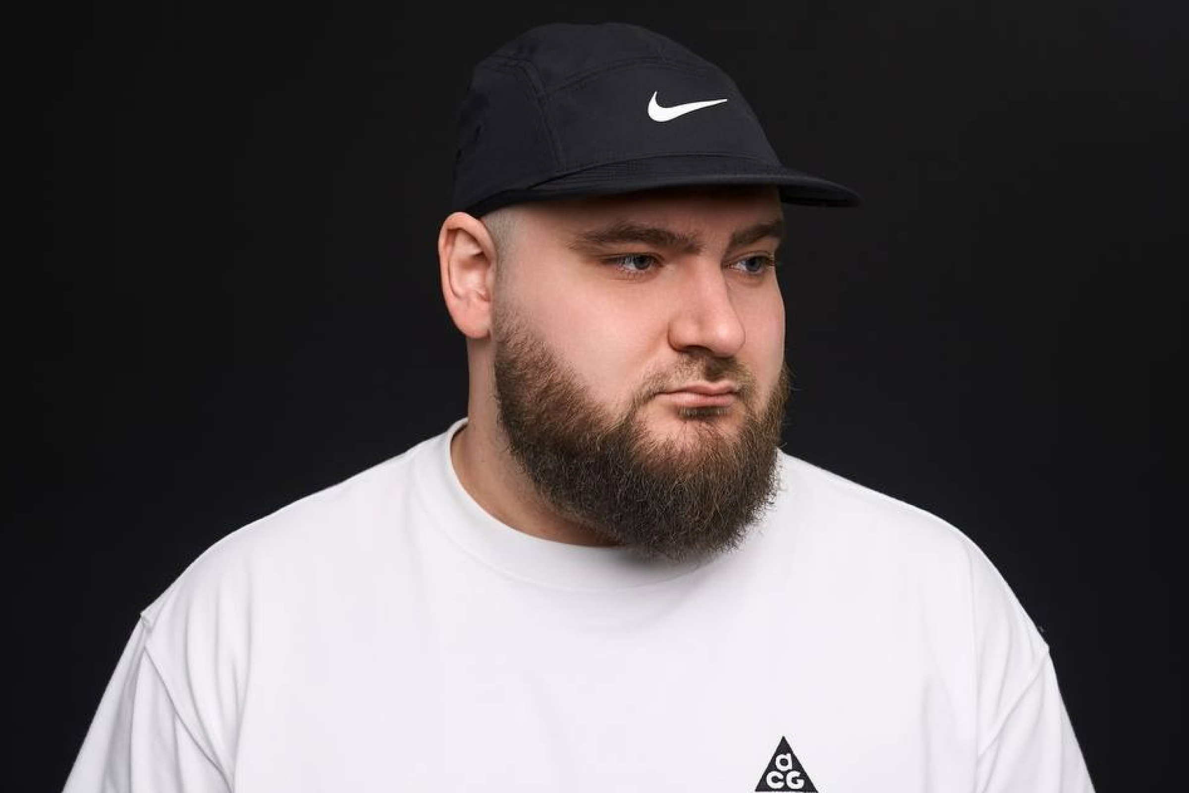 Фото афиши Дима Илюхин.