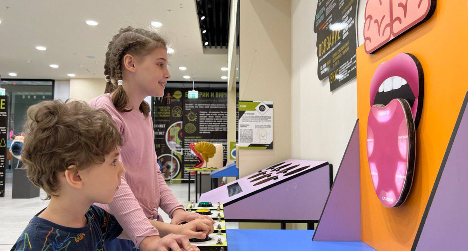 izhevsk/gallery/dc/dcedc3409858c356f5fc2c4ec89b7c5b.jpg