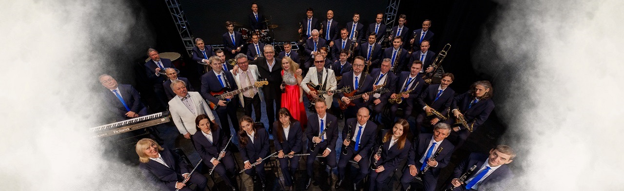 Фото афиши IzhJAZZfest*23. Оркестр "Арсенал-Бэнд".