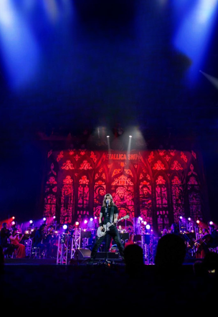 Metallica show с симфоническим оркестром.