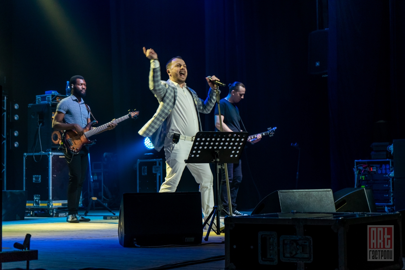 концерт сумишевского июль 2023. ярослав сумишевский концерт. ярослав сумишевский концерт в крокусе. концерт сумишевского. концерт сумишевского в туле в 2024.