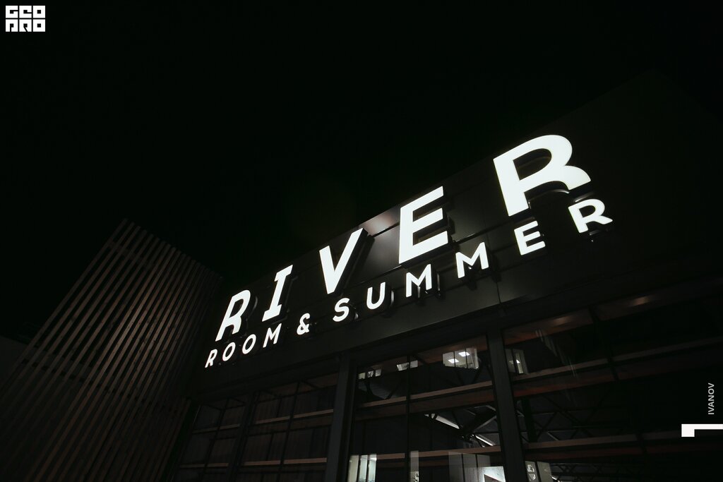 Фото афиши River Room.