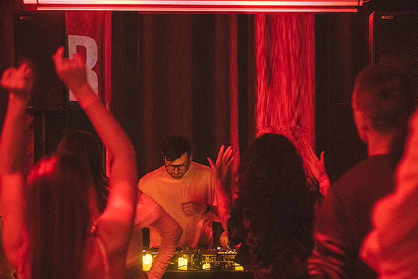Фото афиши Red Room: Вечеринка вдохновленная сериалом Твин Пикс.