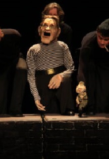 Cцена из «И на войне была любовь. Ленинградское областное государственное учреждение культуры Театр драмы и кукол "Святая крепость"»