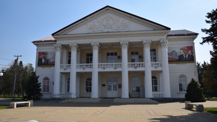 Постер Курганинский КДЦ