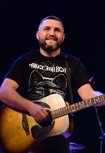 Костя Кулясов.