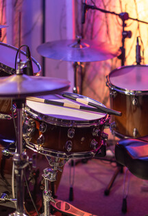 Рок-ритмы для маленьких. Мастер-класс по барабанам