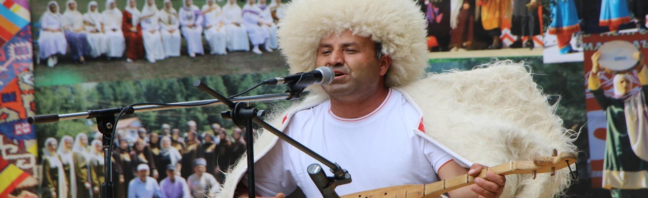 Фестиваль исполнителей на пандуре: Лейся, песни пандура