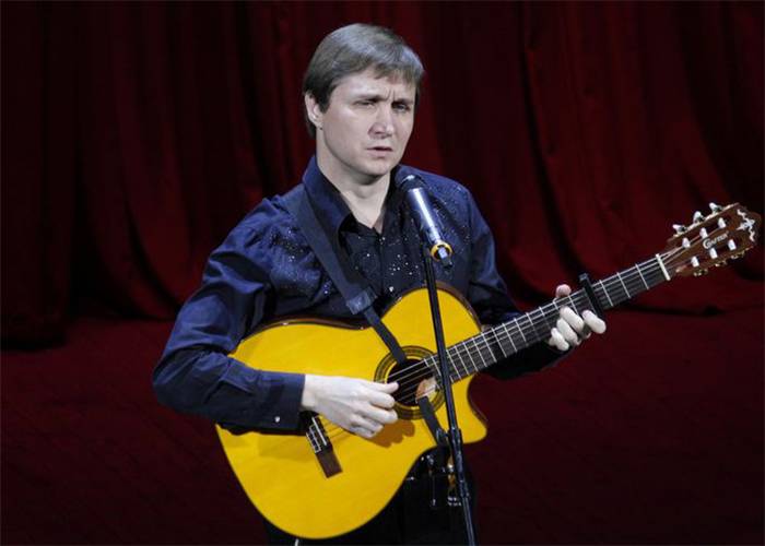 ГаркалинПрокофьеваГитара.jpg