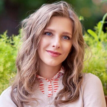https://cdn.kassir.ru/msk/person/04ebd70c2d3c9b7b0cf6570f3687da8f.jpg