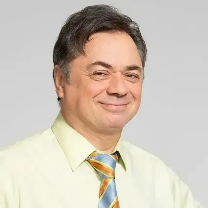 https://cdn.kassir.ru/msk/person/19821bfcf4df09e01bf2c2071d4d58bc.jpg
