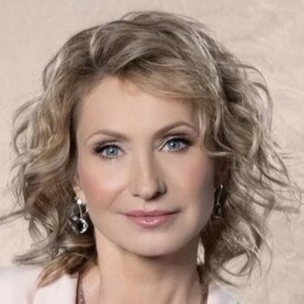 https://cdn.kassir.ru/msk/person/29db0c0f66f956efddb7324771d03665.jpg
