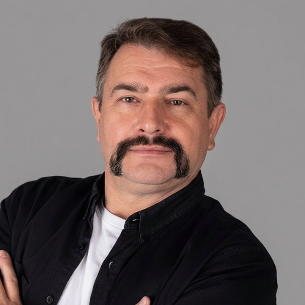 https://cdn.kassir.ru/msk/person/42005031d3f82baef9734daf1cdff5ee.png