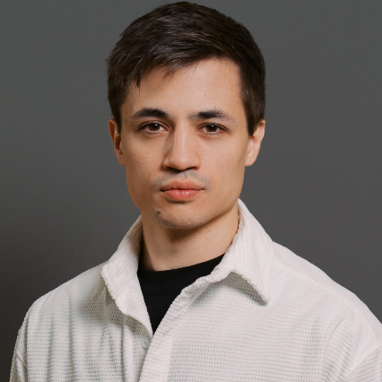 https://cdn.kassir.ru/msk/person/51a340ade6da1ba5494ac5cbdc82f243.png