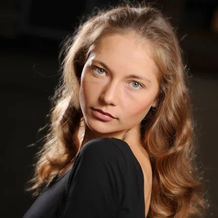 https://cdn.kassir.ru/msk/person/5d8ef31bb417056a5e543d8a60df20f0.jpg