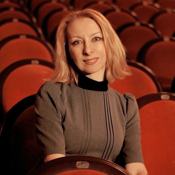 https://cdn.kassir.ru/msk/person/916b1d28b9f0ad71f98a3976e3c1bf92.png