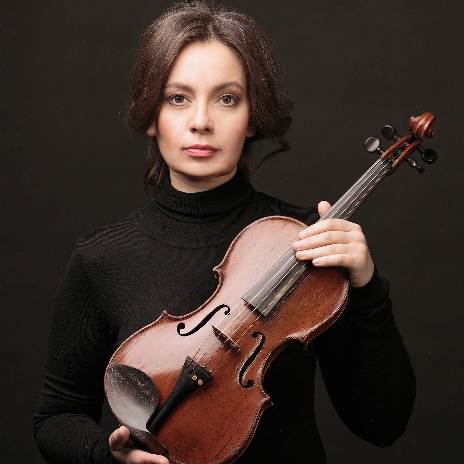 https://cdn.kassir.ru/msk/person/9eed1df3f1f1a3729eaba1ea857fc7a3.jpeg