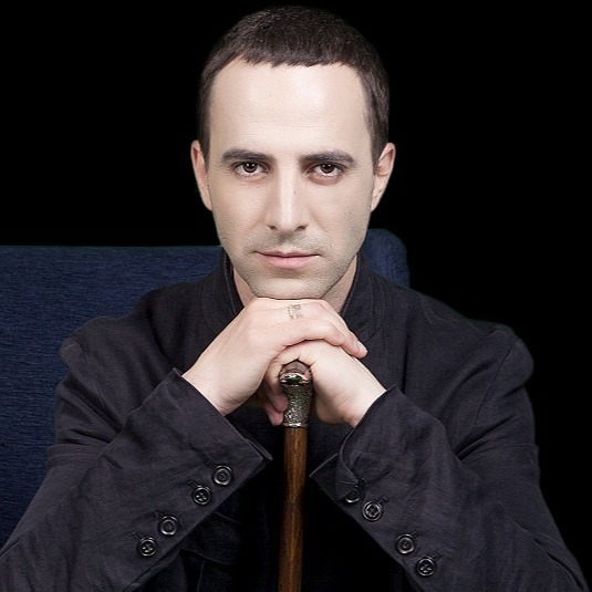 https://cdn.kassir.ru/msk/person/a96a1a4a476e67f85ac6fdcae818d437.jpg