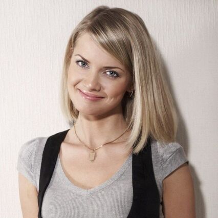 https://cdn.kassir.ru/msk/person/cfd5d7cca286d4518f3f4515dace846d.jpg