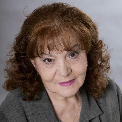 https://cdn.kassir.ru/msk/person/d1f93d6932ea0d67932342366b062922.jpg