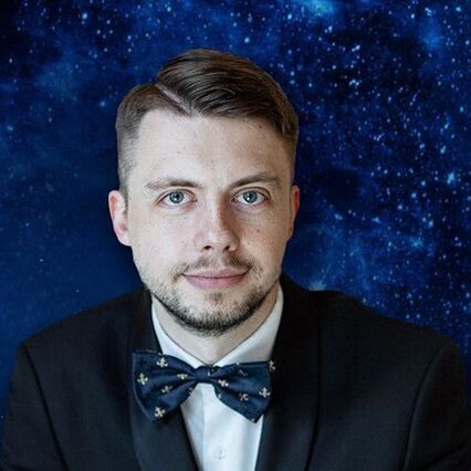 https://cdn.kassir.ru/msk/person/ebb109e9e8294d6179e3366f40558bba.jpg