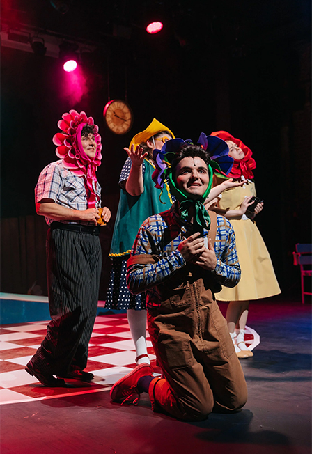 Постер Про девочку и цветок в Москве