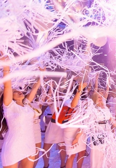 Новогодняя дискотека 90-х. White Party