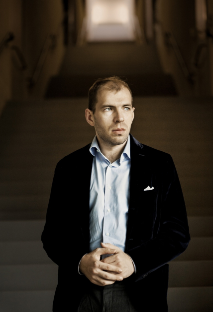 Андрей Коробейников (фортепиано). Бах, Бетховен, Мессиан, Скрябин Андрей Коробейников (фортепиано). Бах, Бетховен, Мессиан, Скрябин
