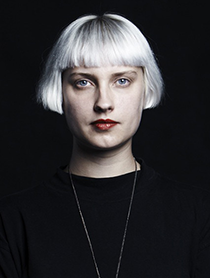 Molly Nilsson (SWE) + Sand Circles (SWE) + Берген Кремер Molly Nilsson (SWE) + Sand Circles (SWE) + Берген Кремер