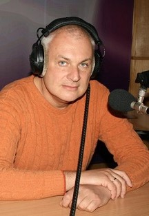 Постер события Михаил Шапошников. Видеозапись лекции о творчестве Александра Вертинского: «Я сегодня смеюсь над собой...».