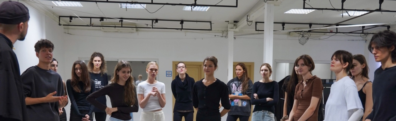 Постер Дополнительное образование в Москве