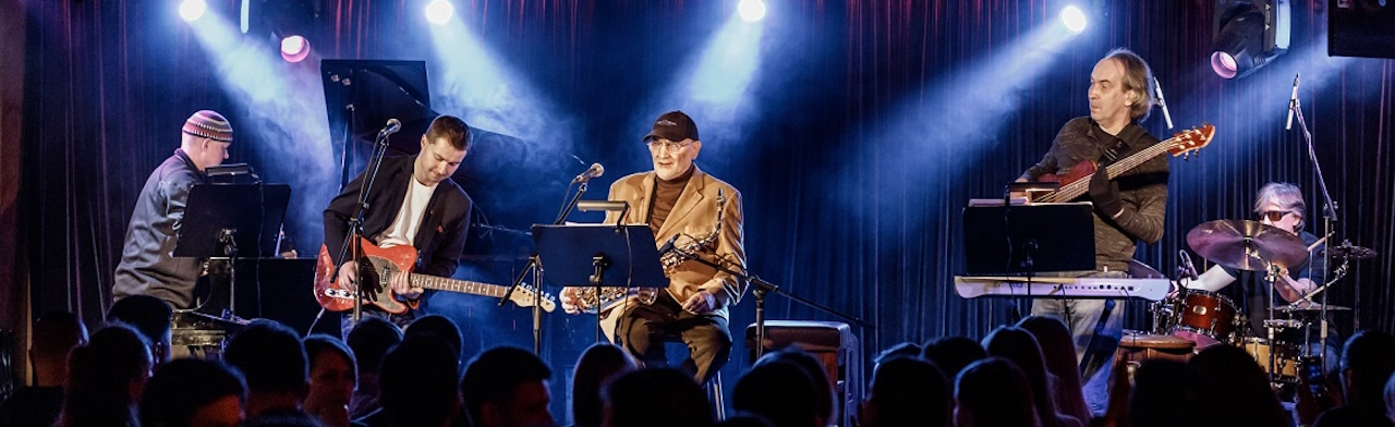 Фото афиши Алексей Козлов и «Арсенал».