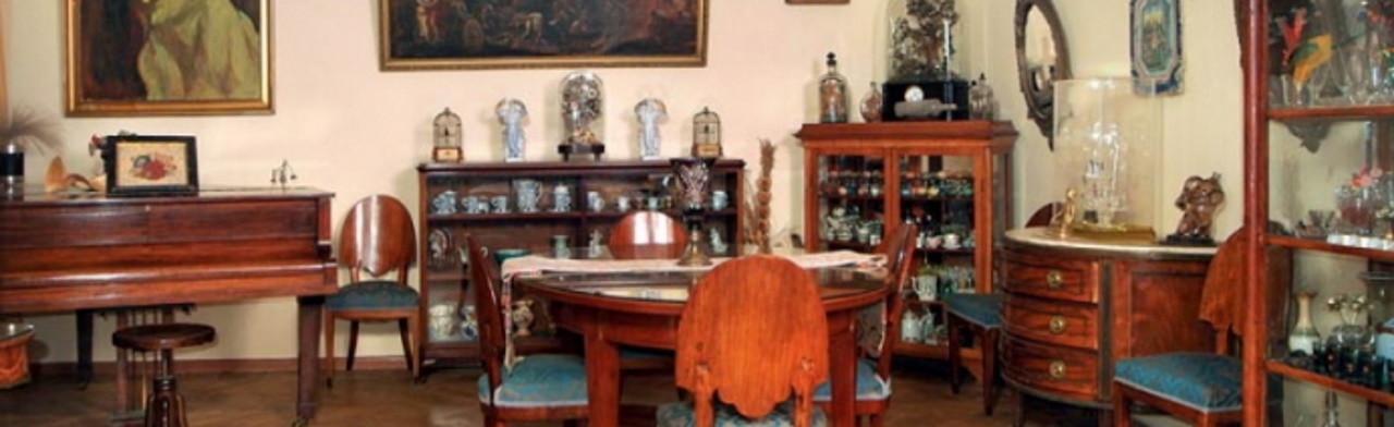 Постер ТОП 10 музеев москвы для детей в Москве