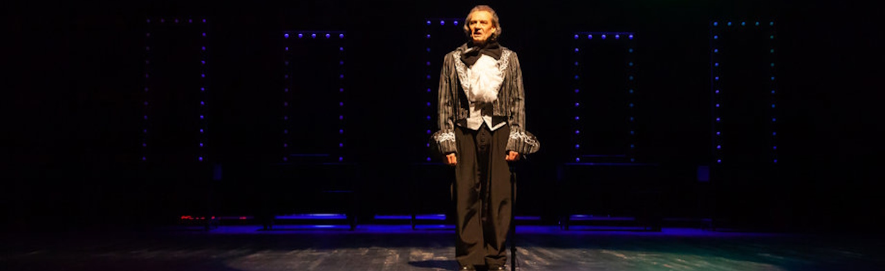 Постер Театр в Москве