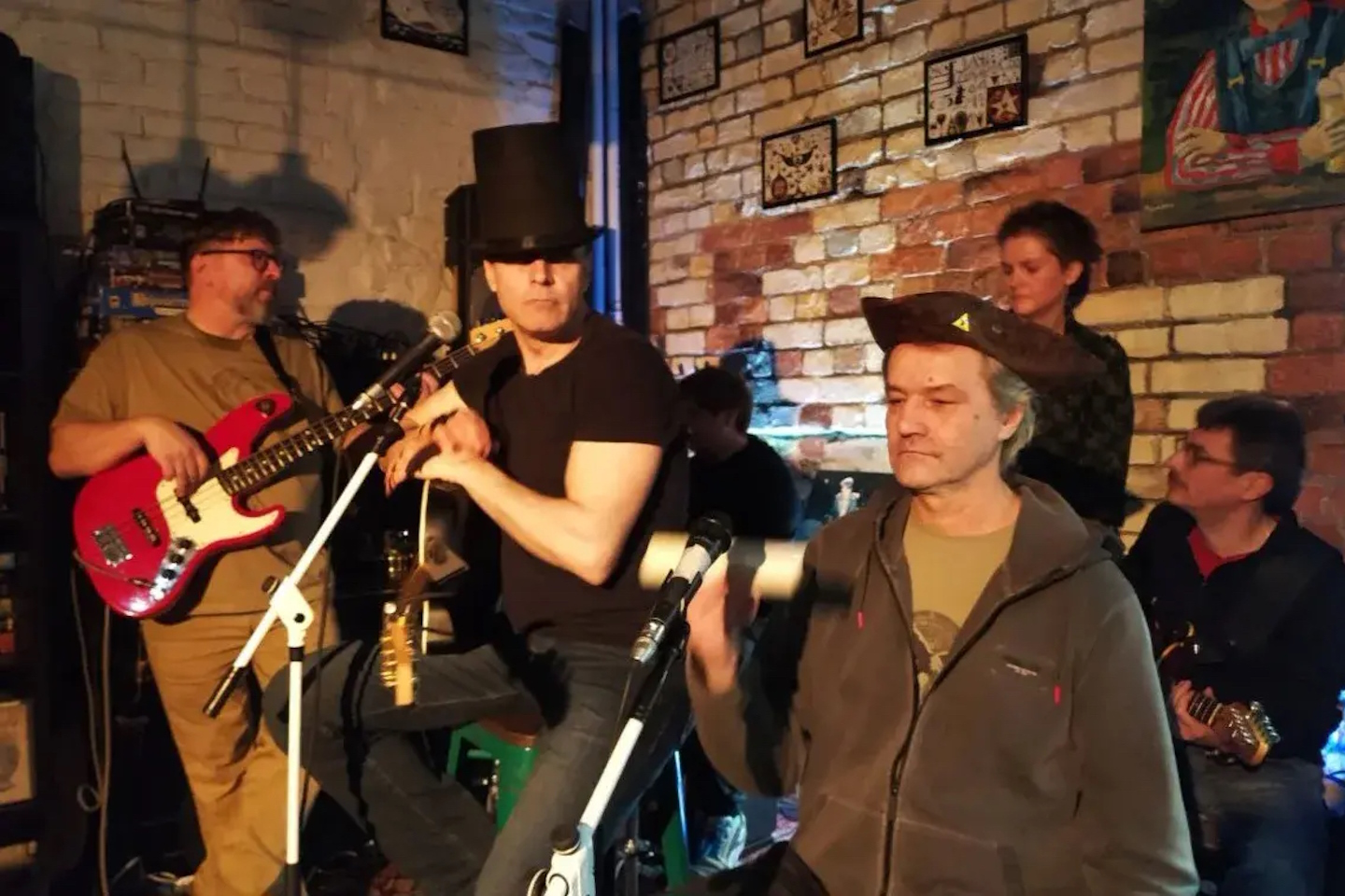 Фото афиши Горькое Капри.