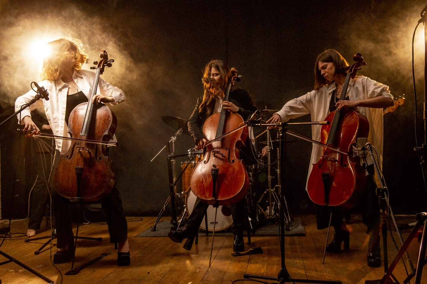 Фото афиши Magic Cellos Band. Мировые Рок-хиты на виолончелях.