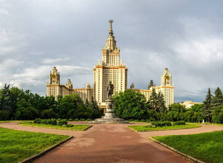 сталинская высотка