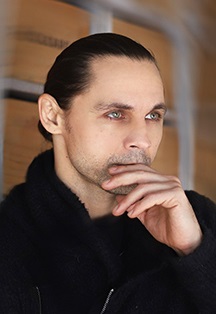 Дмитрий Бозин. Невыносимая любовь к людям Фото афиши Дмитрий Бозин. Невыносимая любовь к людям