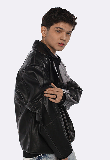 Постер Akmal в Орске