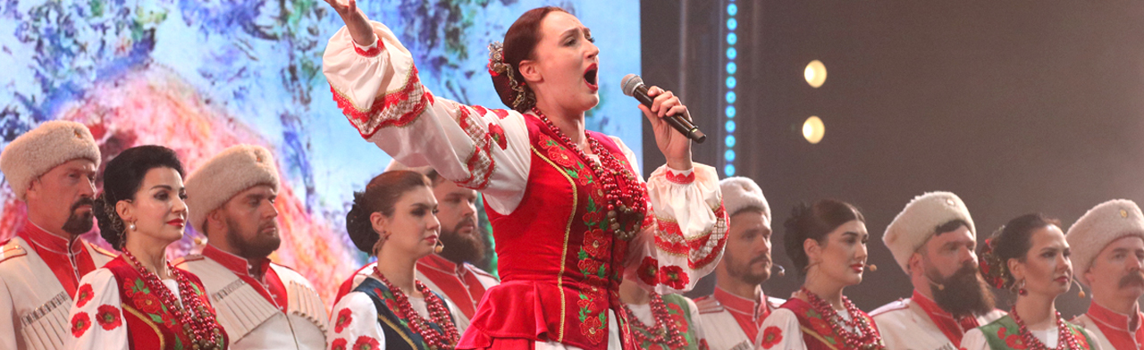 Мы сыны Кубани славни, древнеруськи козакы