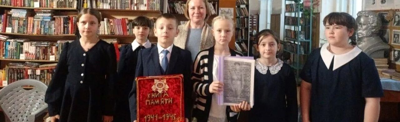 Фото афиши Был город фронт, была блокада.