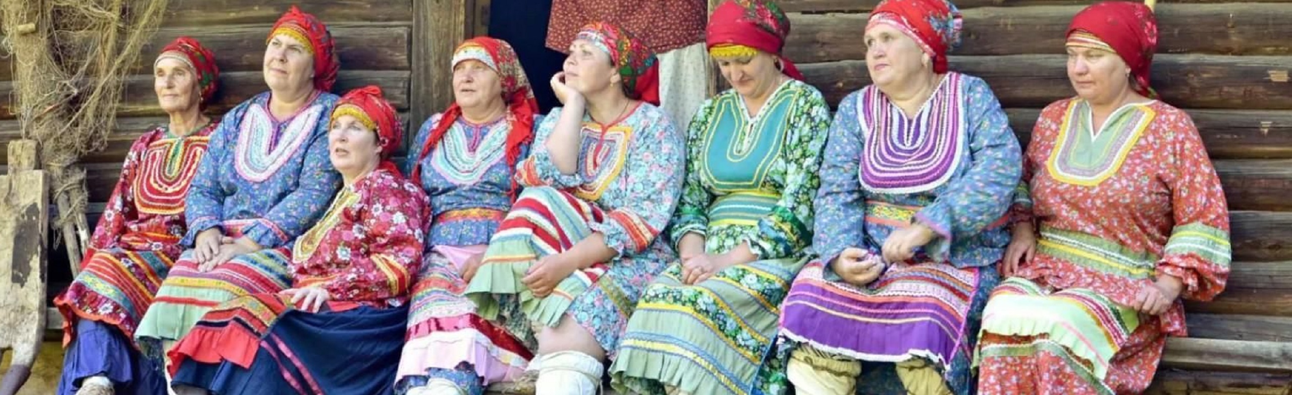 На деревенской лавочке: Фольклорные посиделки Фото афиши На деревенской лавочке: Фольклорные посиделки.